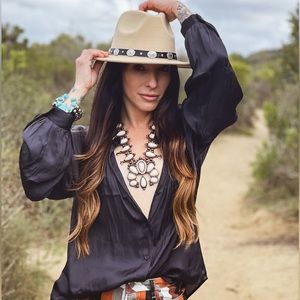 NWT Lush Long Sleeve Silky Blouse